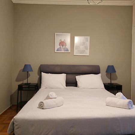 Mignon Apartment Атина Екстериор снимка